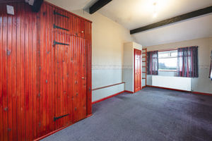 Photo 7- click for photo gallery